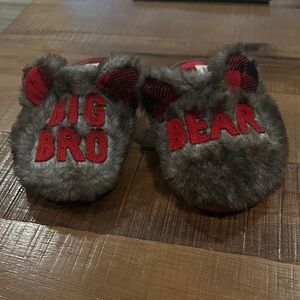 Dearfoams Big Bro Bear Kids Slippers - Brown and Red